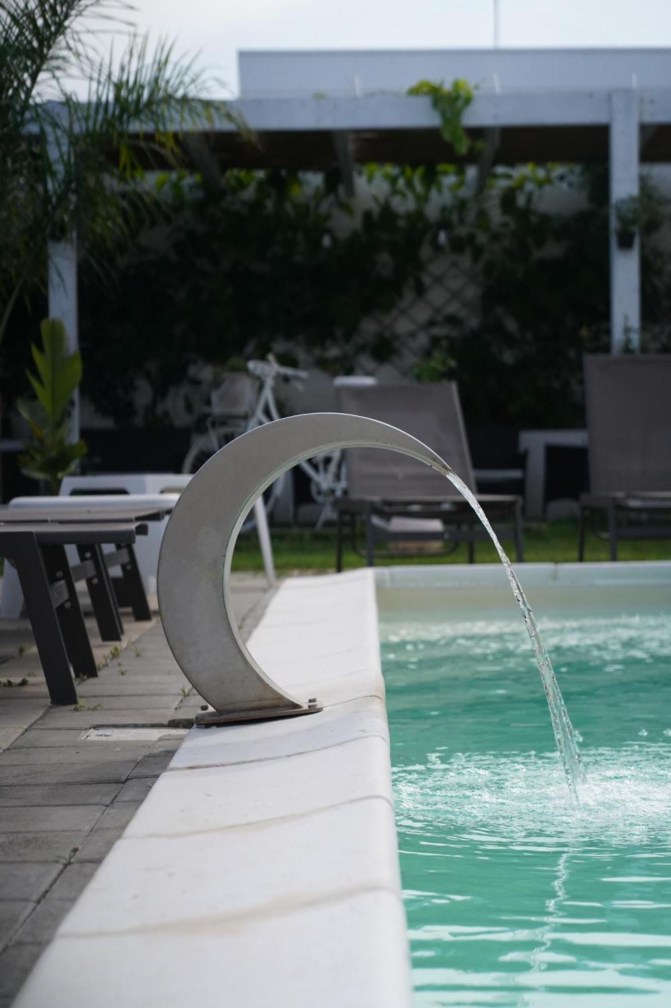 Villa Leonardo San Foca - Room, Pool & Restaurant Eksteriør bilde